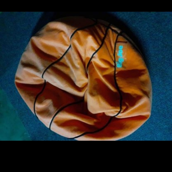 Basketball Beanbag chair - Picture 3 of 3